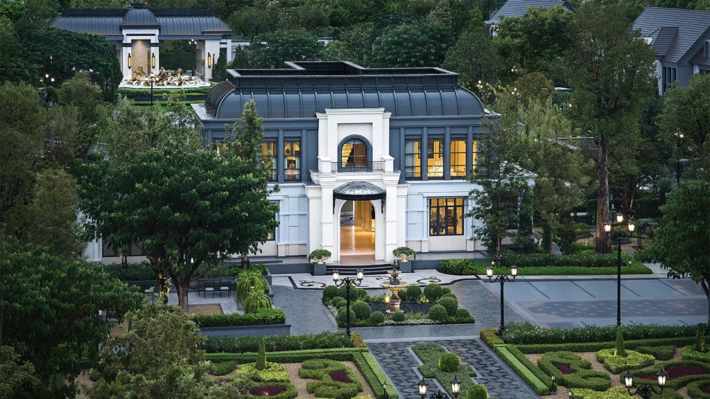 GRANDE CLUBHOUSE