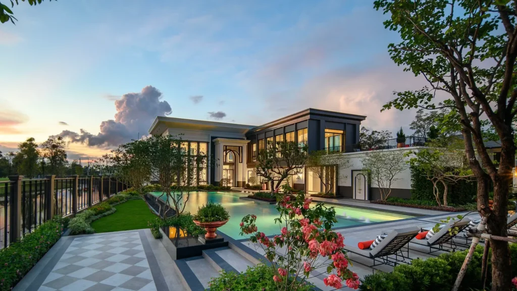 PANORAMIC CLUBHOUSE