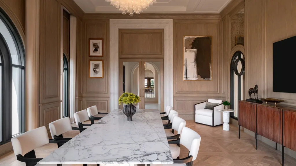 MEETING ROOM